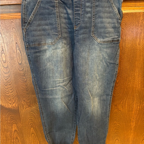 Overalls - Picture 3 of 7